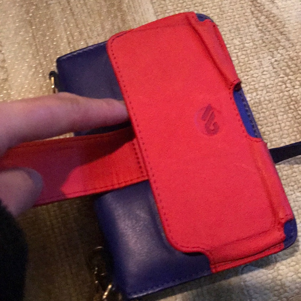 Card holder - Picture 5 of 6